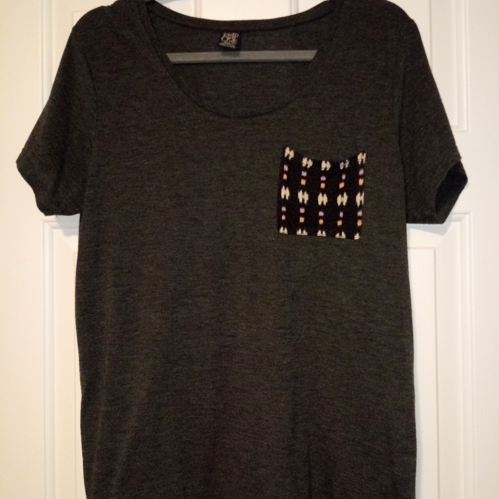 Empyre tee